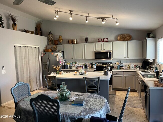 Building Photo - 9260 W Caron Cir