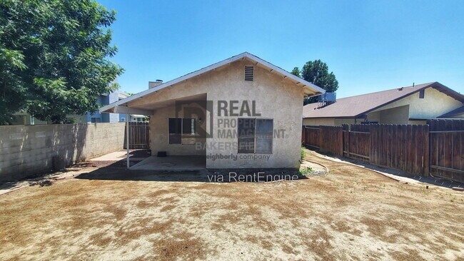 Building Photo - 1108 Delwood Ave