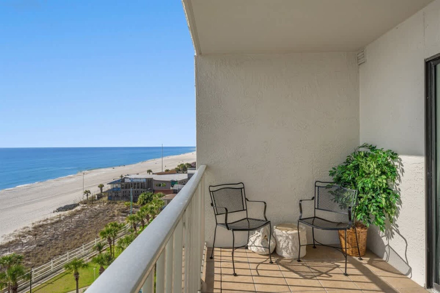 Building Photo - 8743 Thomas Dr