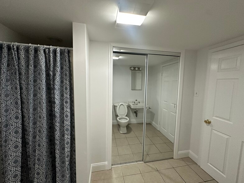 3rd floor bathroom / closet - 120 Cleveland Ave