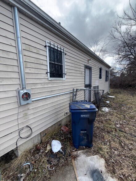 Building Photo - 3221 Burgess St