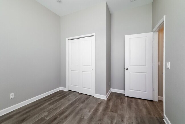 Building Photo - 105 Big Black Dr