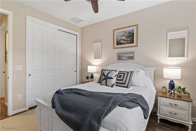 Building Photo - 11908 Izarra Way