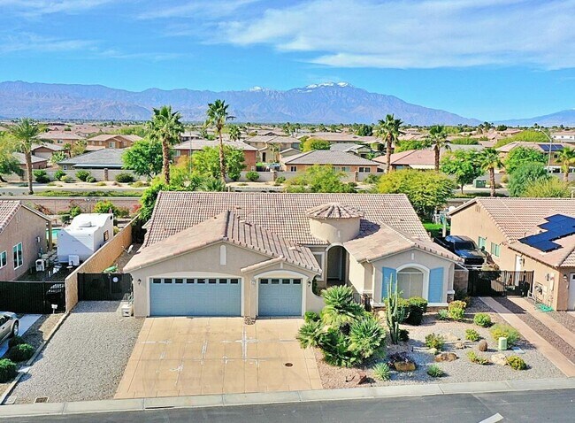 Primary Photo - 41177 Bear Creek St