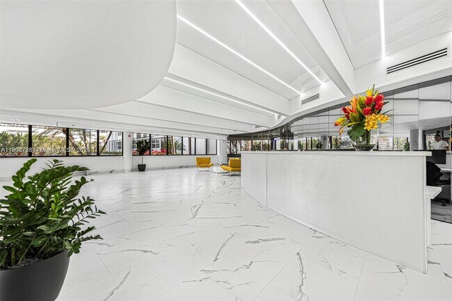 Building Photo - 1890 S Ocean Dr