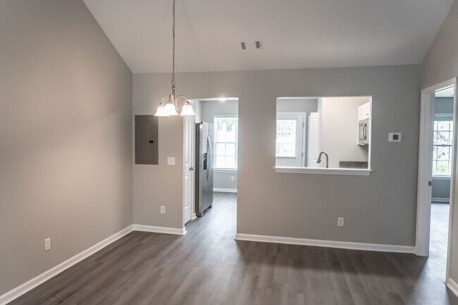 Building Photo - 1039 Wadley Cir