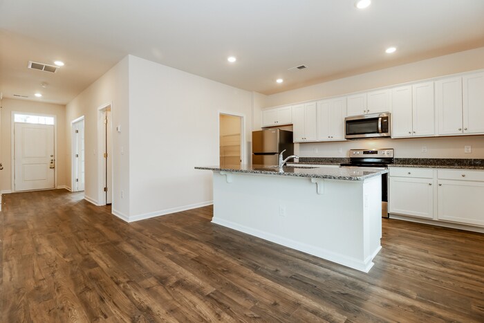 Building Photo - 125 Kelsey Ct