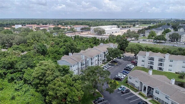 Building Photo - 2550 N Alafaya Trail