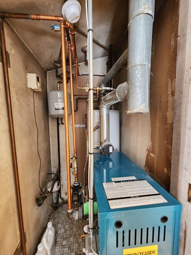 Building Photo - 46 Flint St