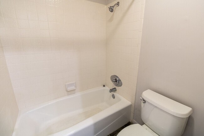 Building Photo - South Austin Gem: Cozy 2BR Home with Stunning Downtown Views, Minutes from Barton Creek Greenbelt!