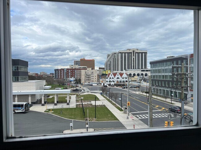 Building Photo - 3801 Atlantic Ave