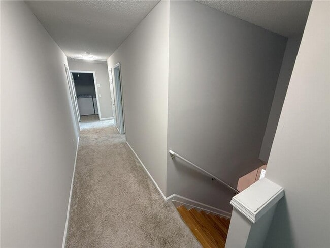 Building Photo - 2328 Moccasin Creek Ct NW