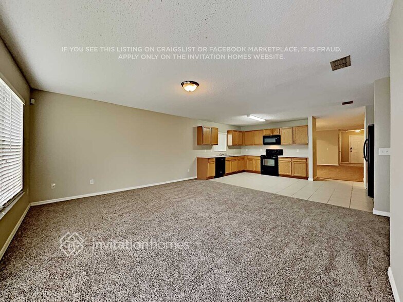 Building Photo - 713 Battery Pointe Dr