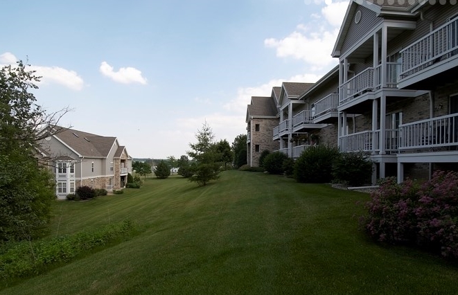 Building Photo - Quail Run Apartments