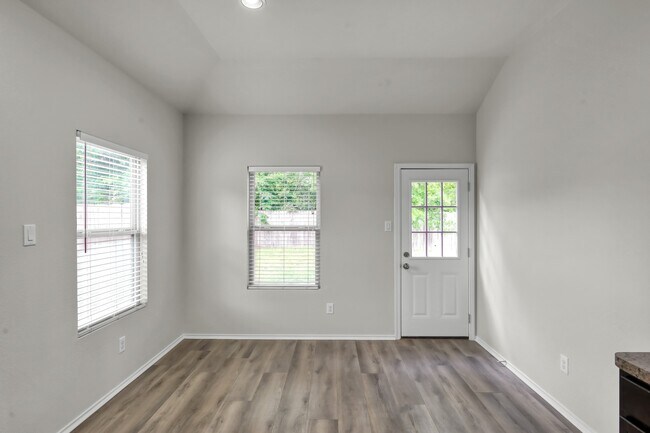 Building Photo - 9594 E Woodmark