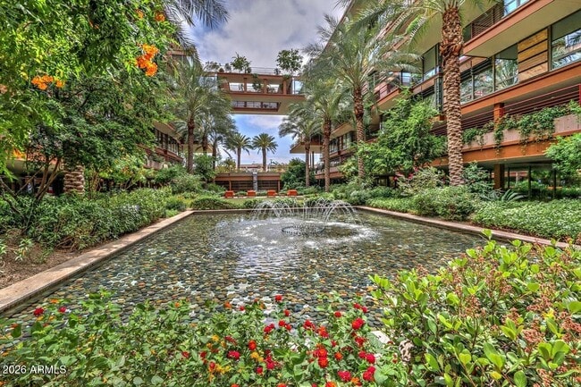 Building Photo - 7167 E Rancho Vista Dr