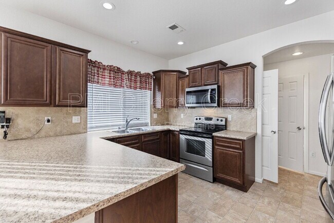 Building Photo - 5555 Kirk St