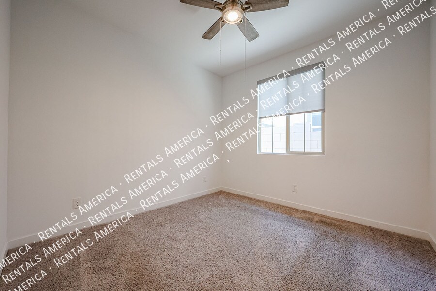 Building Photo - 22603 E Marsh Rd