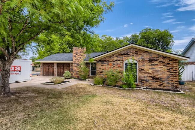 Building Photo - 9639 Newfoundland Cir