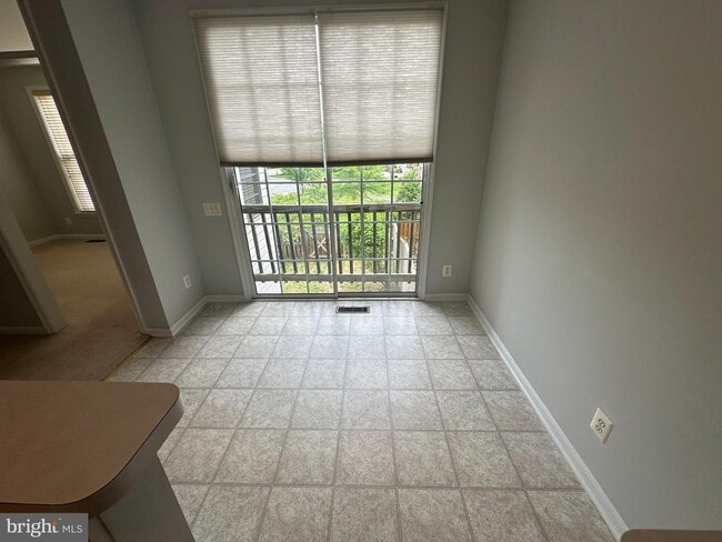 Building Photo - 45760 Smoketree Terrace