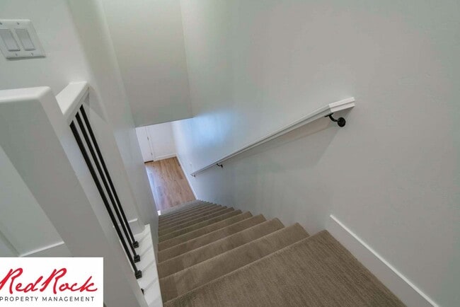 Building Photo - 6 Month Lease! 3 Bedroom Townhome in Washington Fields with Community Pool