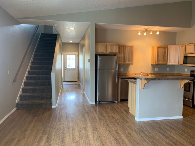 Building Photo - 16687 Shaw Pine Ct