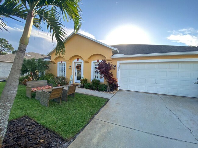 Primary Photo - Vero Beach / Sebastian 3/2