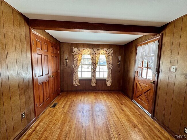 Building Photo - 5291 Abbe Dr