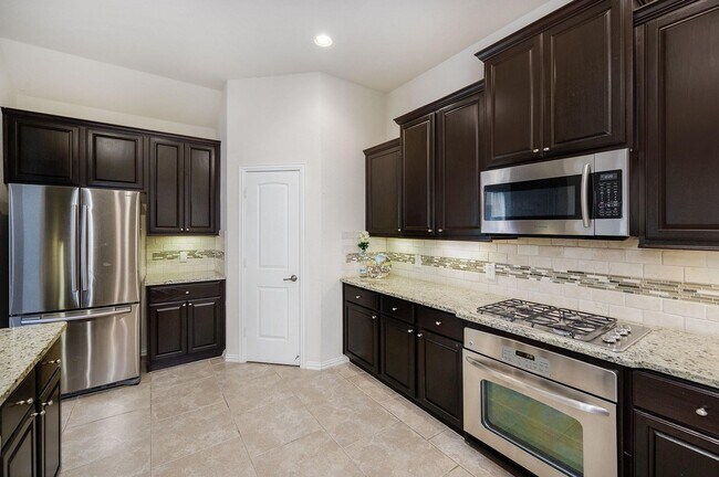 Building Photo - 15 Sawbridge Cir