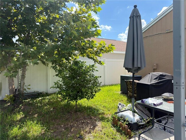 Building Photo - 11340 Southwind Lake Dr