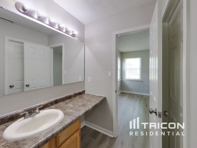 Building Photo - 6407 Perry Pines Ct