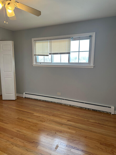Building Photo - 630 N Lincoln Ave