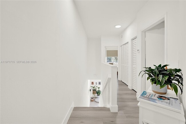 Building Photo - 1516 Veracruz Ln