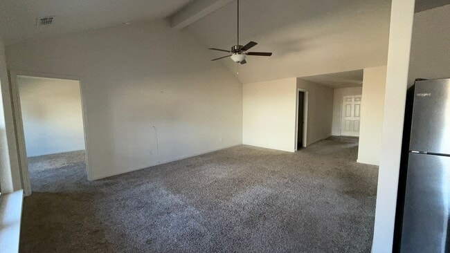 Building Photo - Ready to Move In 3-Bedroom Living with Modern Comforts in Ponder, TX