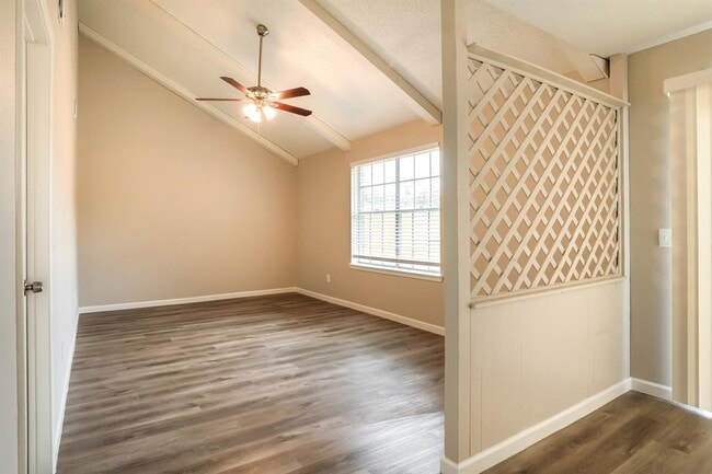 Building Photo - 9618 Poynes Dr