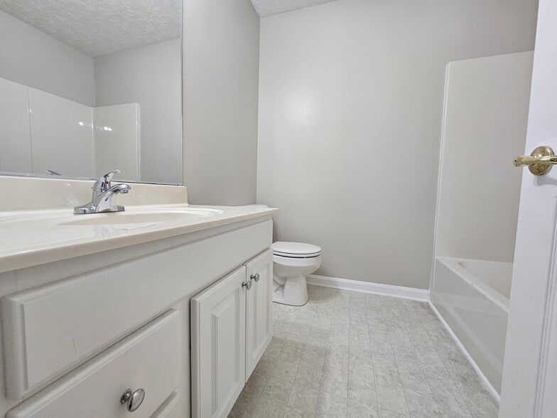 Building Photo - 5001 Max Ridge Ct