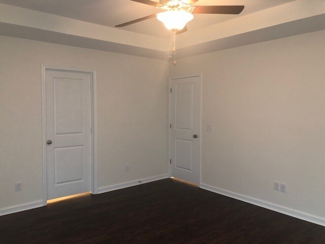 Building Photo - 218 Dogwood Cir