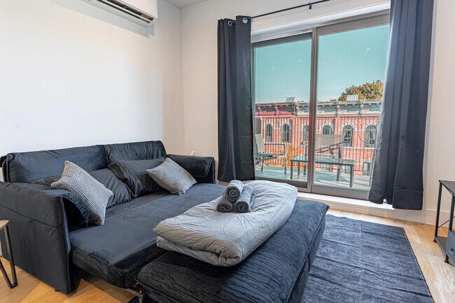 Building Photo - 1255 Decatur St