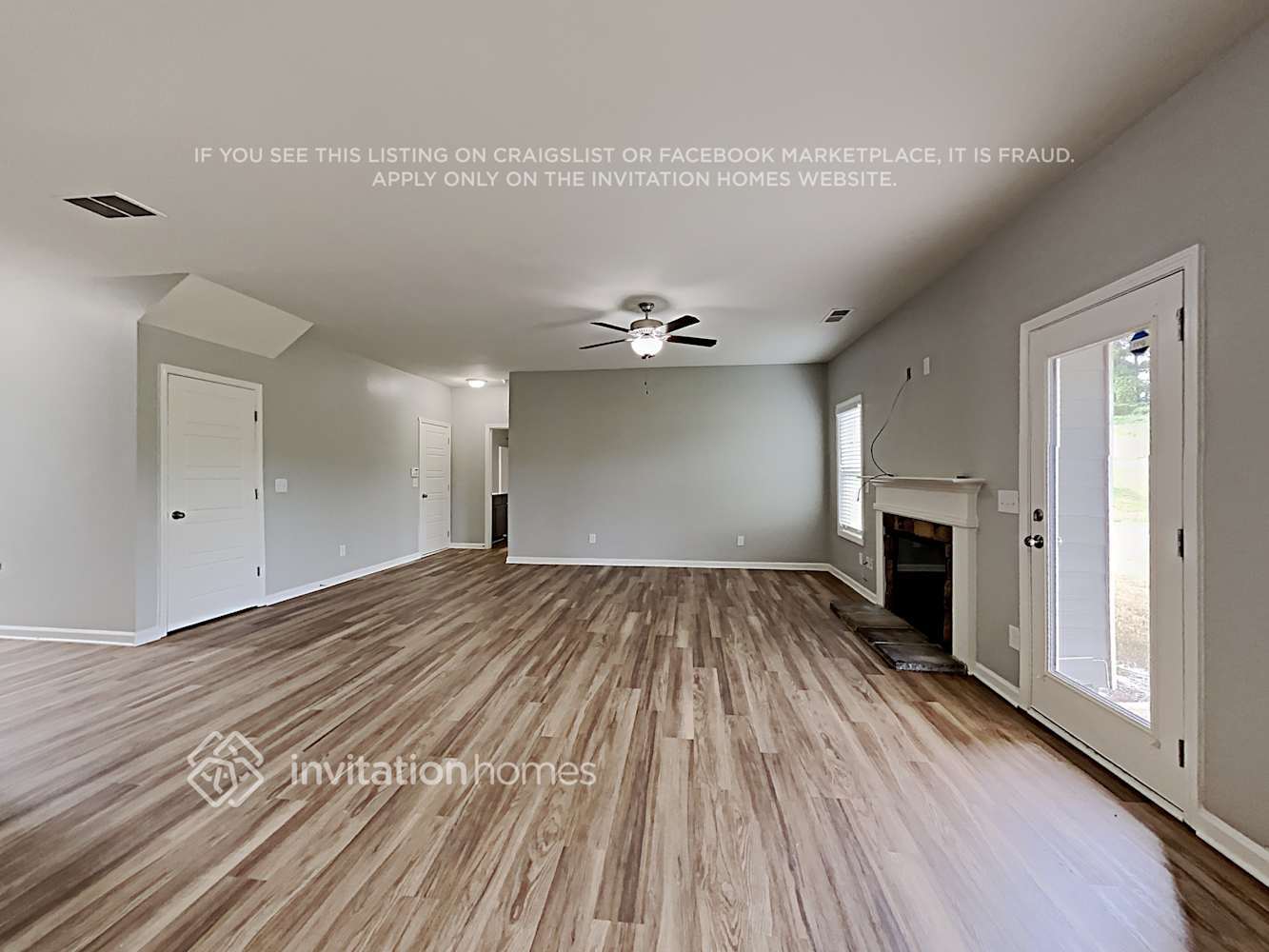 Building Photo - 1128 Red Bud Cir