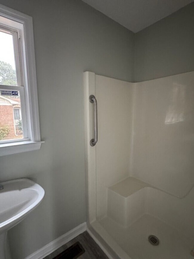 Building Photo - 1506 Scotty Dr