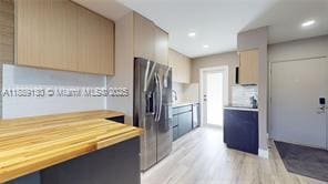 Building Photo - 13105 Ixora Ct