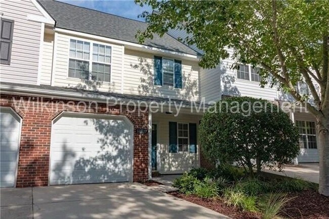 Primary Photo - Gorgeous 2Bd/2.5 Bth Townhome in Ballantyne