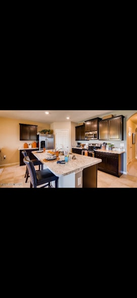 Building Photo - 100 Wishing Well Cir SW