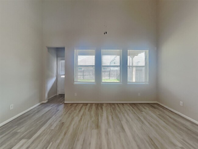 Building Photo - 23114 Birmingham Grv Ln