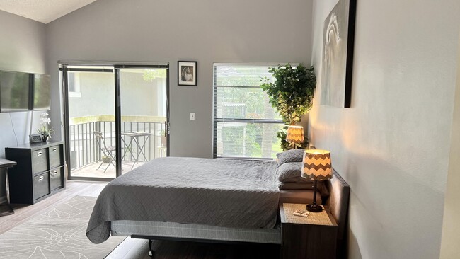 Building Photo - 11863 Wimbledon Cir