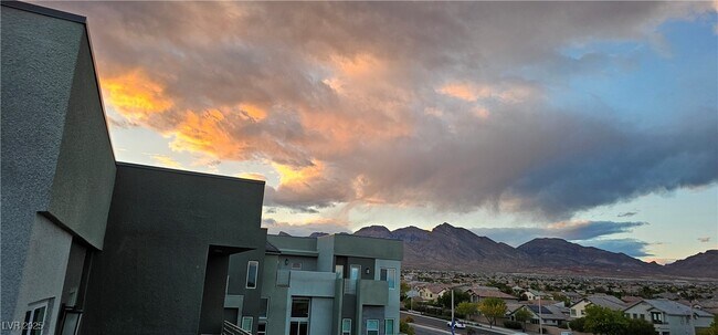 Building Photo - 11468 Roaring Peak Dr