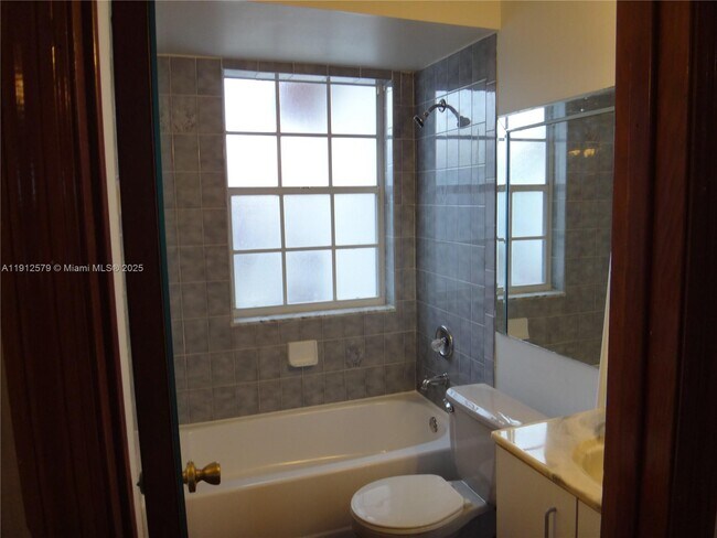 Building Photo - 20806 SW 83rd Ave