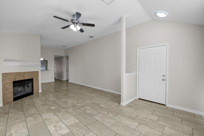 Building Photo - 10486 Twin Circles Dr