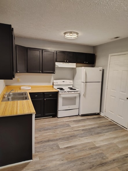 Building Photo - 939 Piedmont St