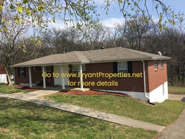 Primary Photo - Hendersonville - 2 Bedroom Duplex Basement...